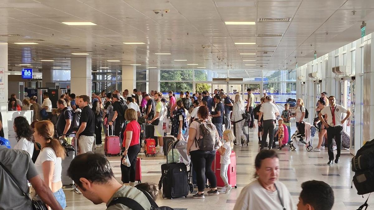 Antalya Havaliman'nda yeni rekor