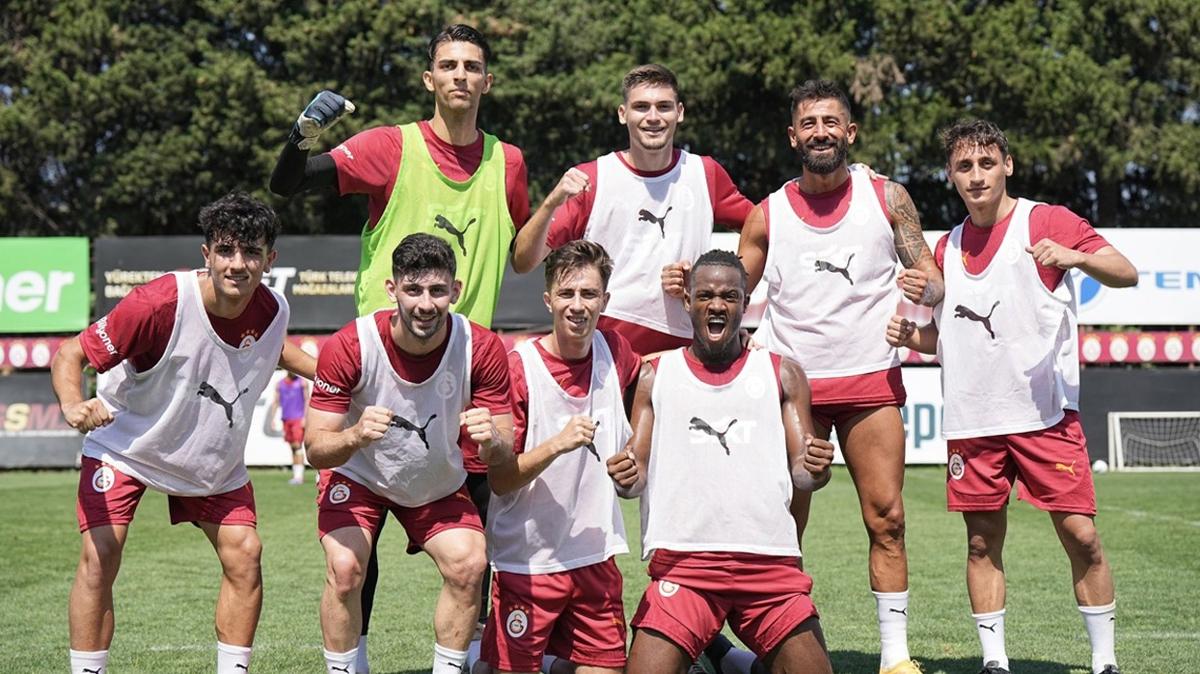 Galatasaray'da yeni sezon mesaisi devam ediyor