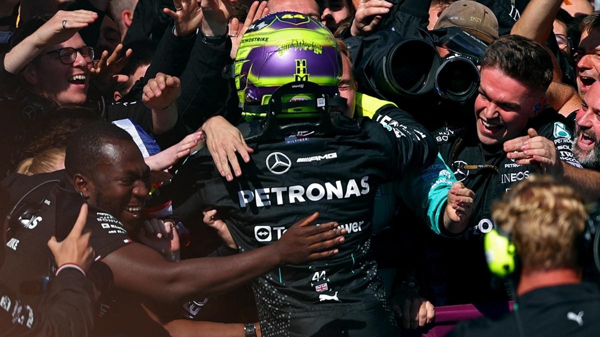 Lewis Hamilton 3 yl sonra yeniden zafer kazand
