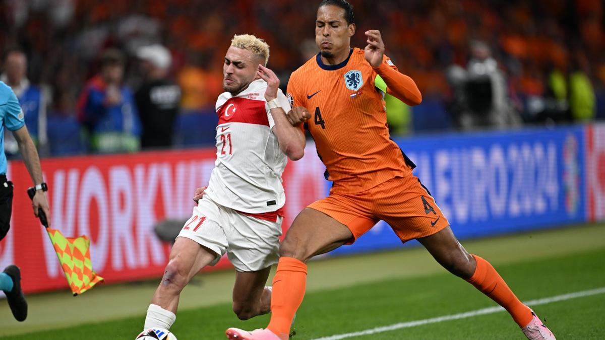 Pierre van Hooijdonk'tan Trkiye'ye vg! "Daha iyiydiler"