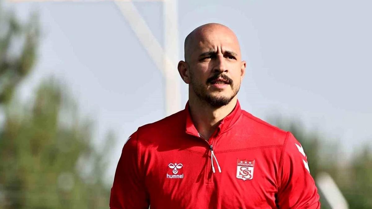 Sivasspor, Erhan Erentrk'n szlemesini feshetti