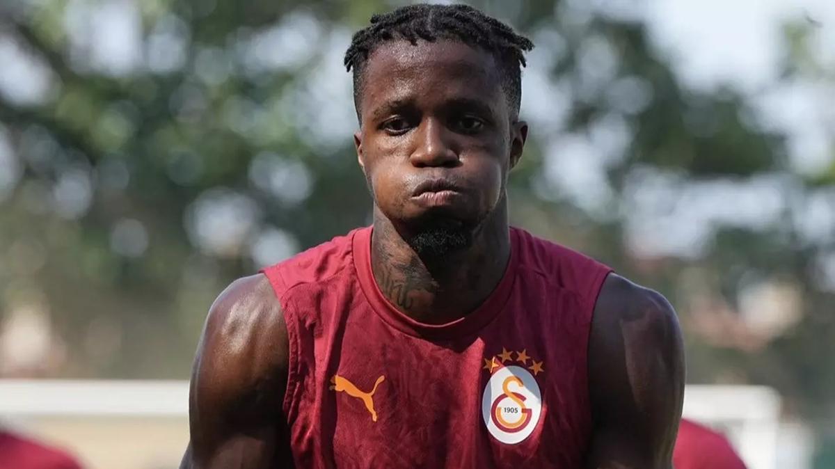 Galatasaray%E2%80%99da+Zaha%E2%80%99y%C4%B1+h%C4%B1rs+sard%C4%B1%21;