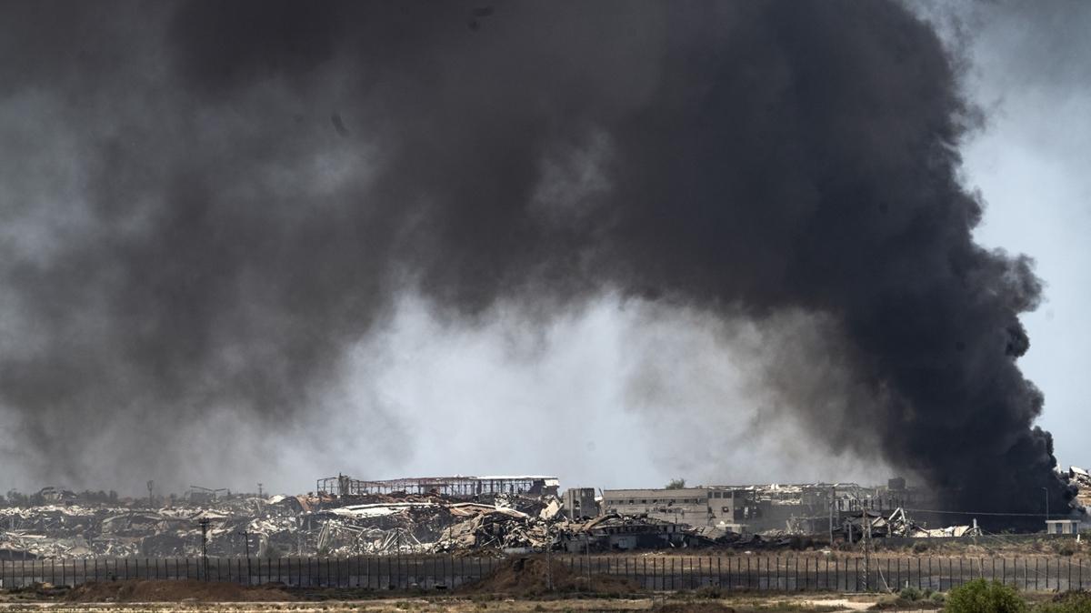 galci srail Gazze'ye saldrd: 17'si ayn aileden 29 kii hayatn kaybetti