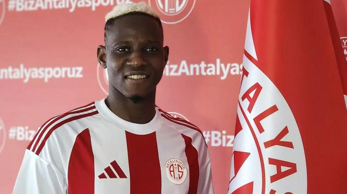 Antalyaspor, Djenepo'yu aklad