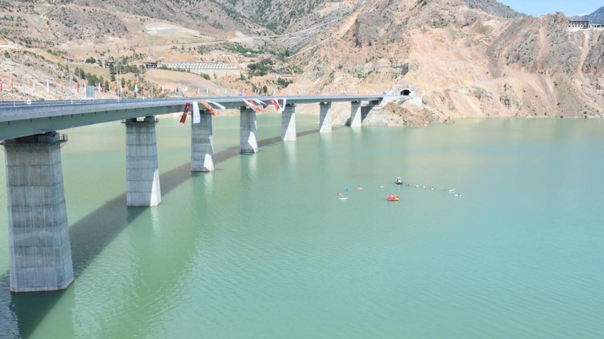 Yusufeli-Artvin yolu uzunluu 75 kilometreye dt