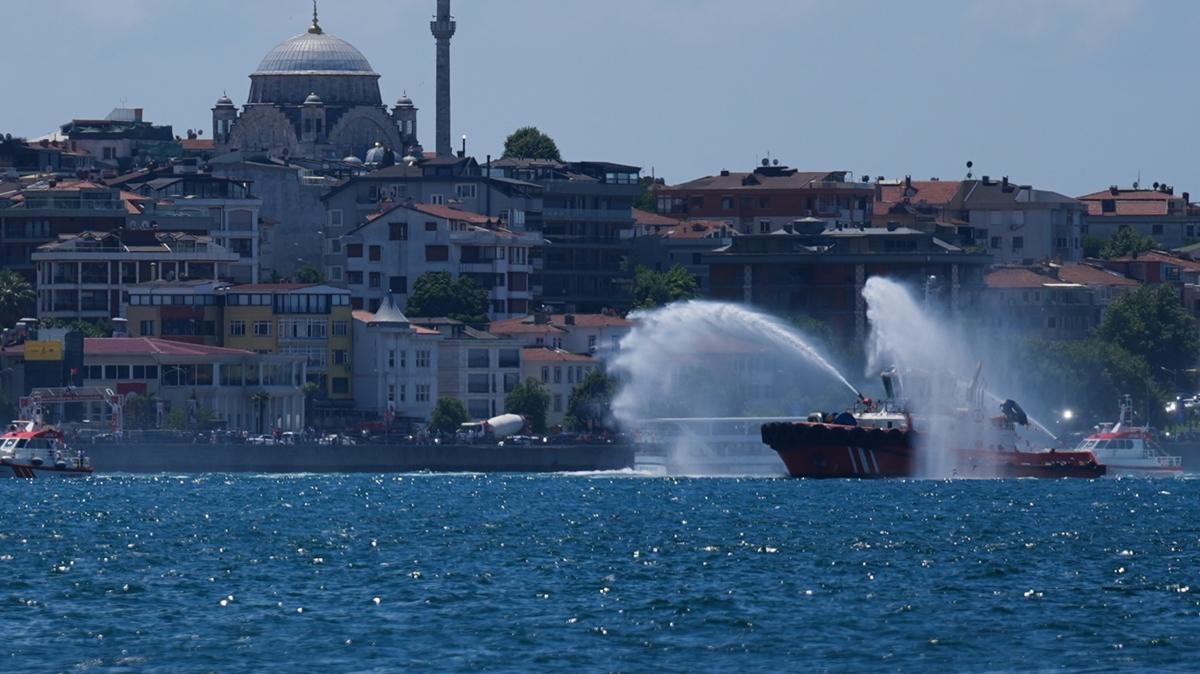 Ky Emniyeti'nden 15 Temmuz ehit ve gazilerine sayg seyri