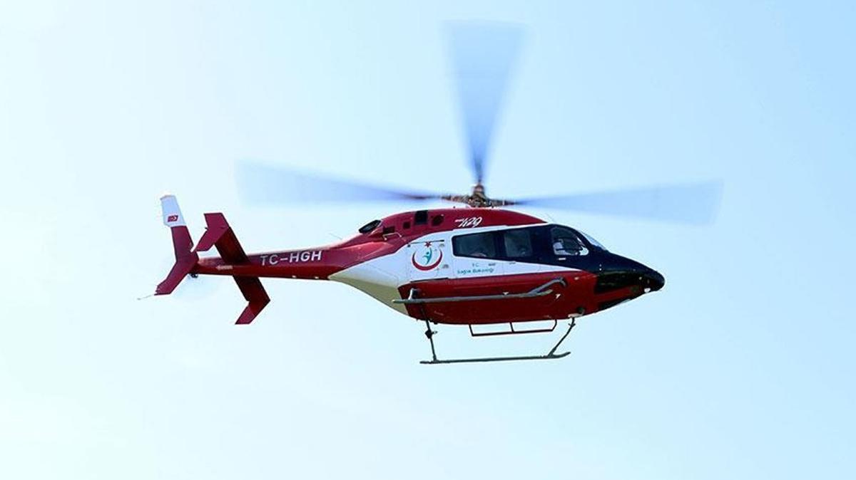 Ambulans helikopter bir gnlk bebek iin havaland