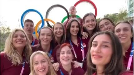 Hande Baladn paylat! Filenin Sultanlar'ndan olimpiyat kynde selfie