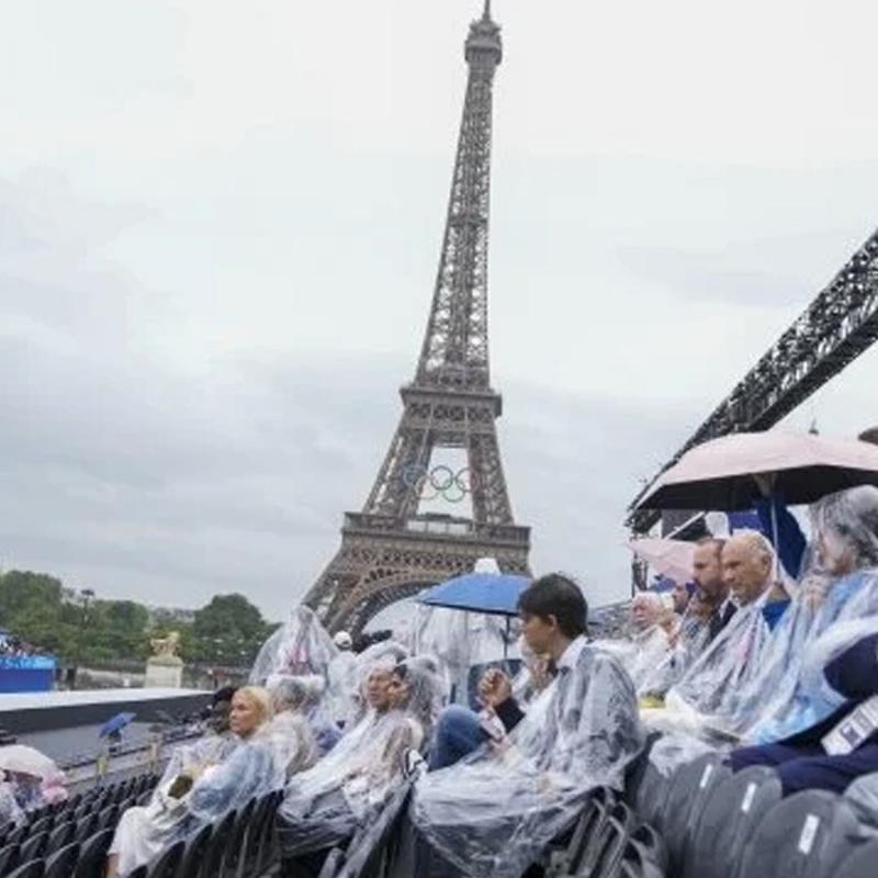 Paris Olimpiyatlar ncesi yamur uyars