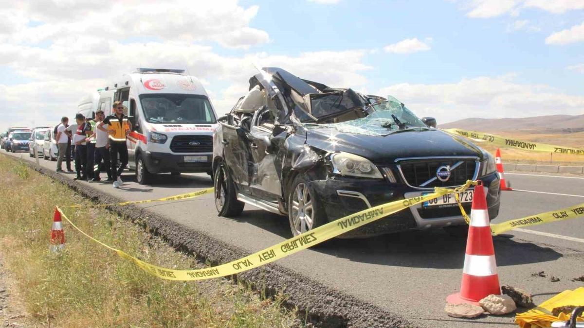 Kayseri-Malatya Karayolu zerinde feci kaza: 2 kz karde hayatn kaybetti