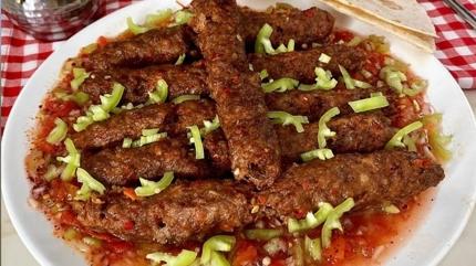 Alt Ezmeli Kebap nasl yaplr? MasterChef Gaziantep Usul Alt Ezmeli Kebap malzemeleri ve yapl