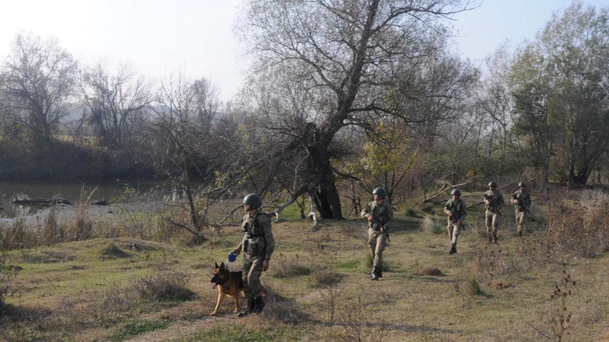 Yunanistan'a kamaya alan terr rgt PKK phelisi kskvrak yakaland