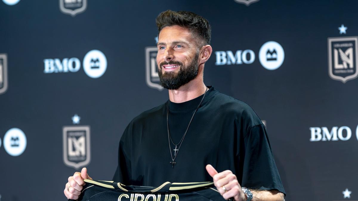 Giroud: MLS'e gelmemi Zlatan tavsiye etti