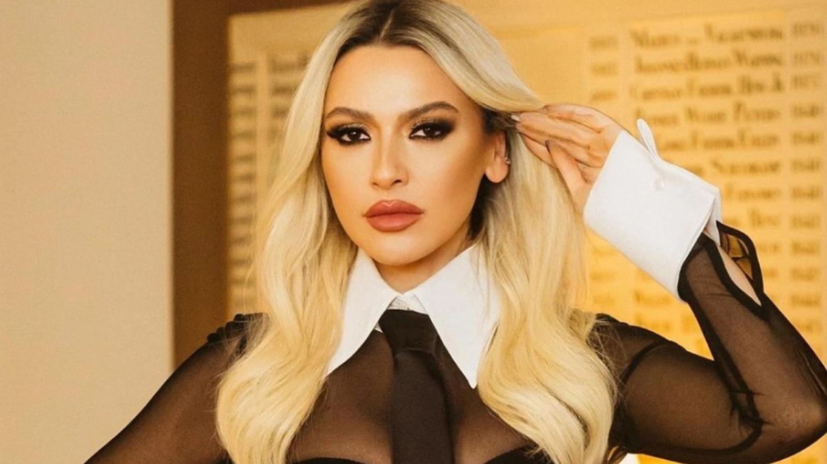 Hadise'nin lks arac gndem oldu! Bakan bir daha bakt