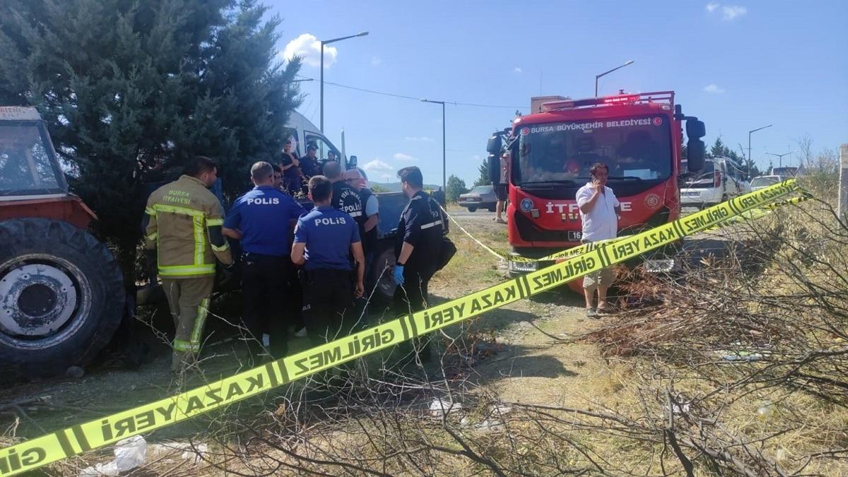 Bursa'da devrilen traktrn altnda kalan adam hayatn kaybetti!
