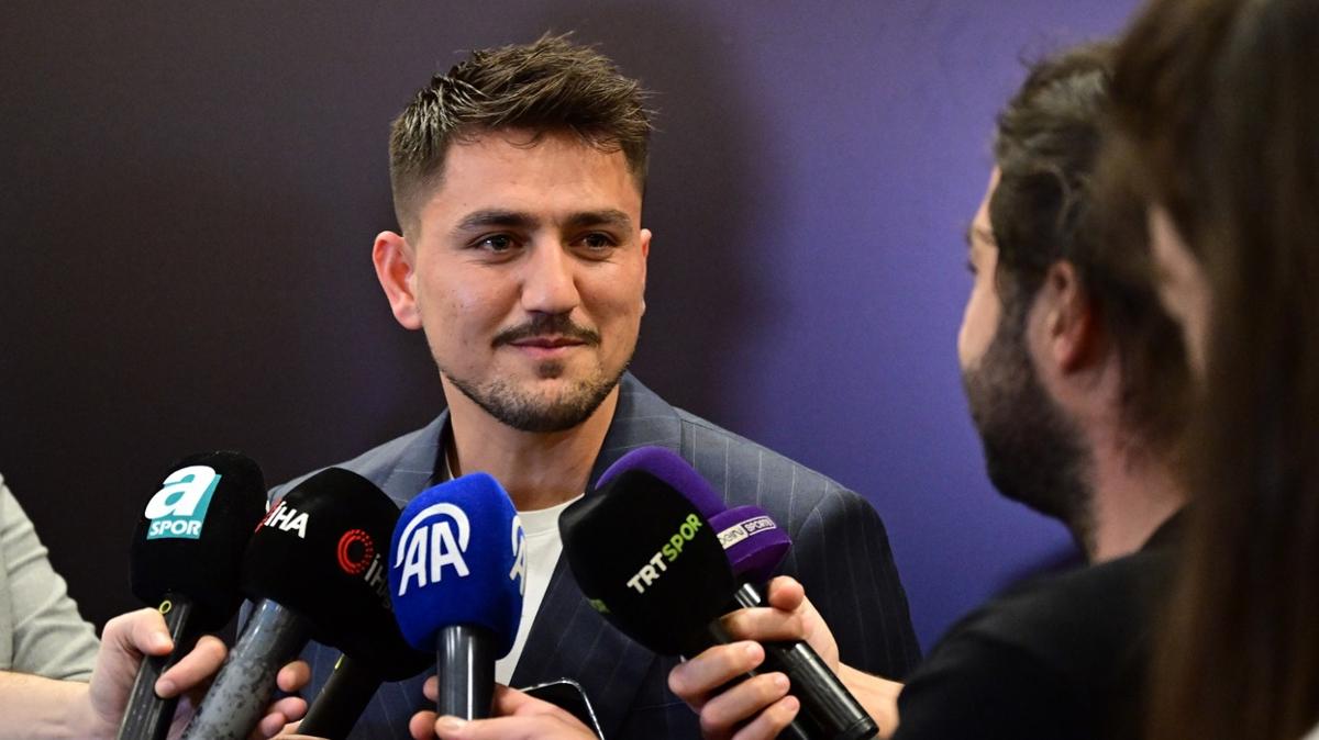 Ve Cengiz nder transferi resmen bitti! mzay atyor