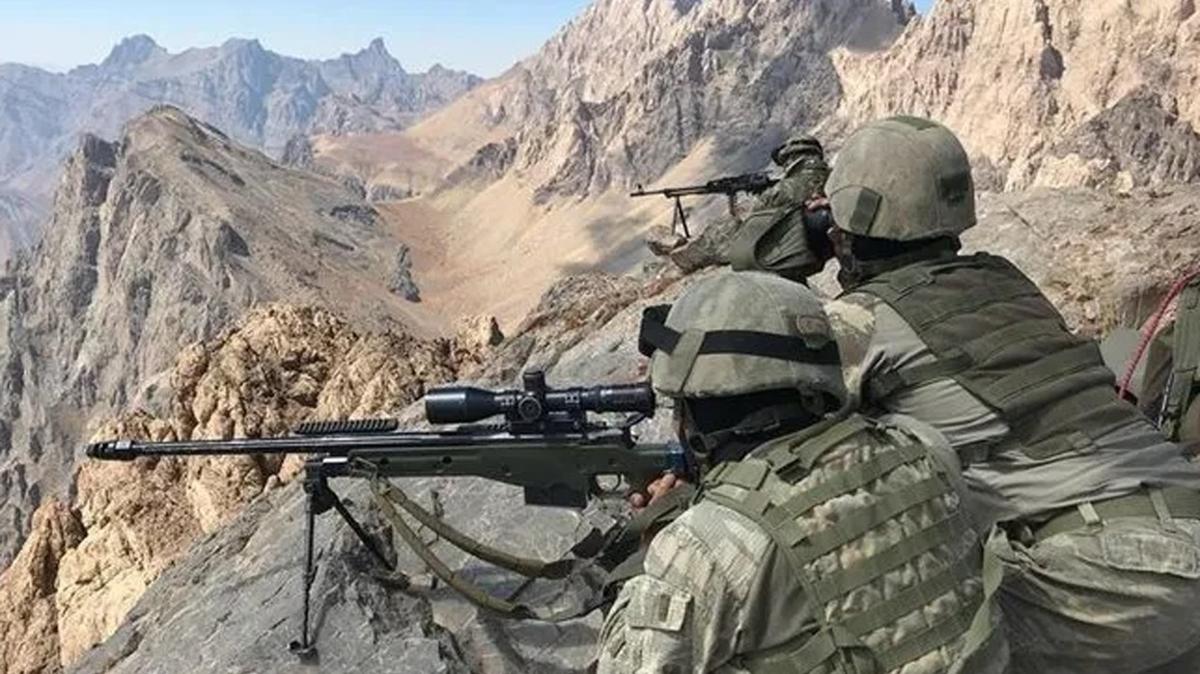 Kuzey Irak'ta Pene-Kilit Operasyonu: 12 PKK'l terrist etkisiz hale getirildi