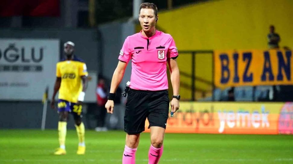 Turgut Doman kimdir? Galatasaray-Hatayspor maçının hakemi Turgut Doman kaç yaşında?