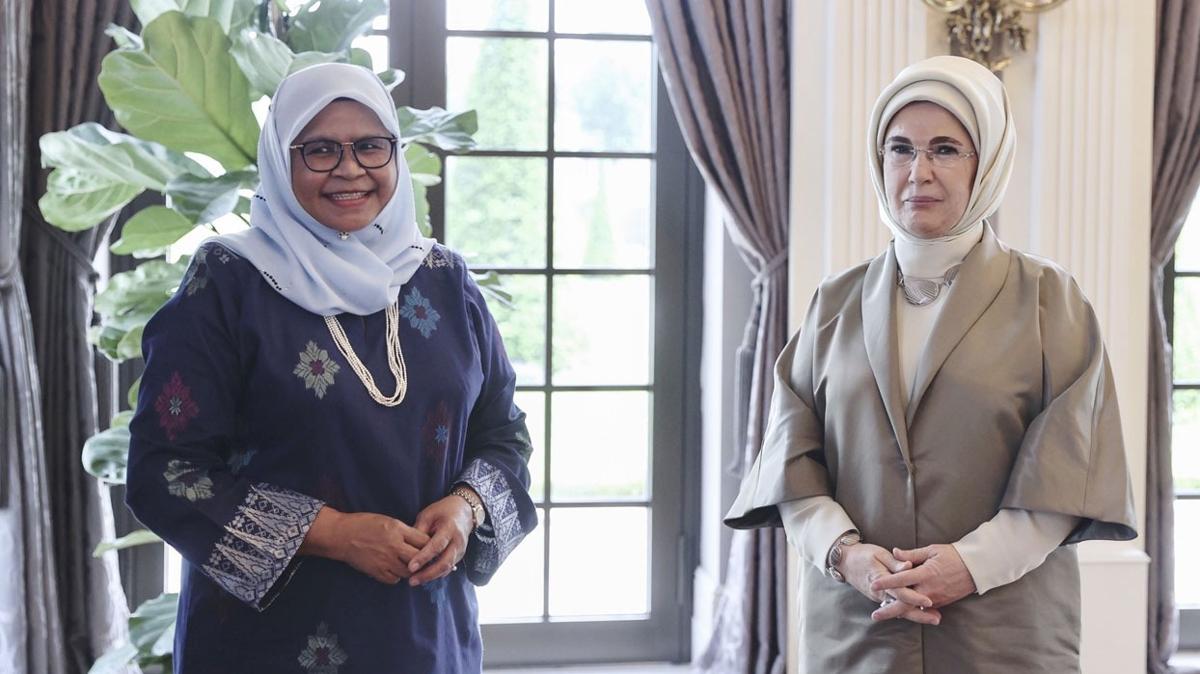 Emine Erdoan'dan Maimunah Mohd Sharf'a tebrik mesaj