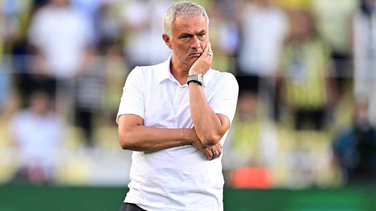 Mourinho%E2%80%99ya+%C3%A7arp%C4%B1c%C4%B1+ele%C5%9Ftiri%21;+%E2%80%99%E2%80%99%C4%B0smail+Kartal%E2%80%99%C4%B1n+oyunu+daha+iyiydi%E2%80%99%E2%80%99