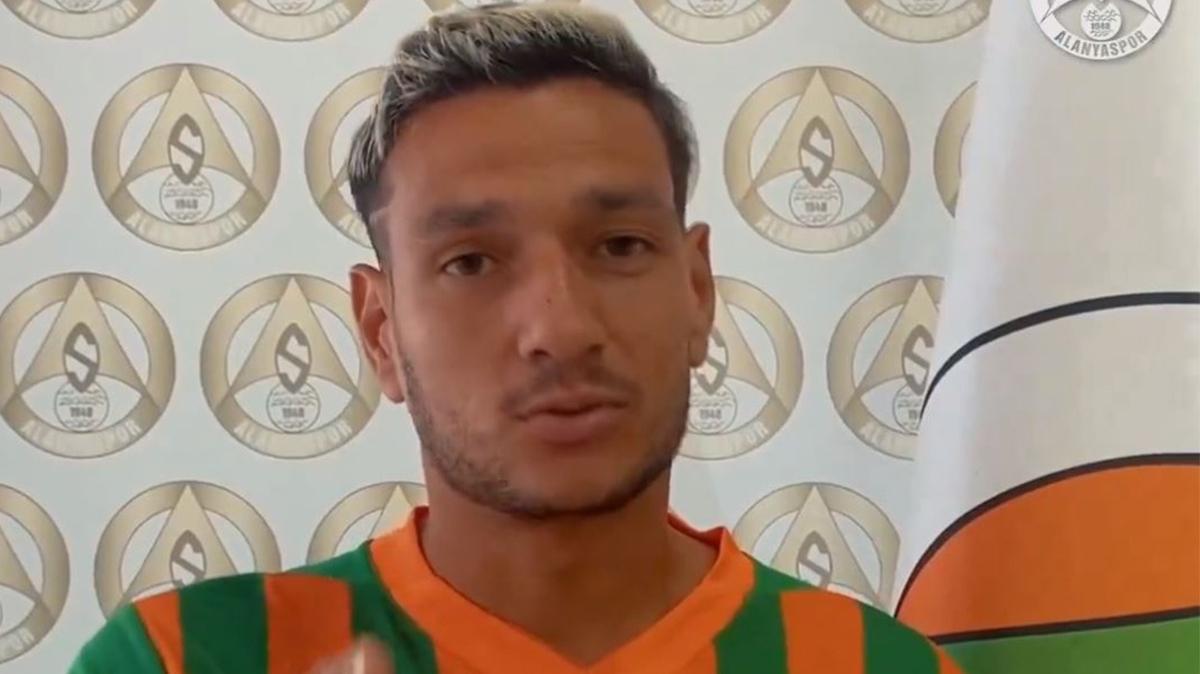 Alanyaspor iki ismi kadrosuna katt