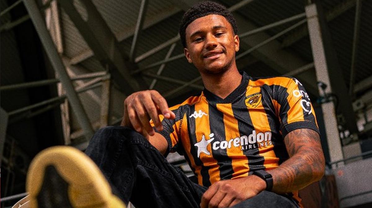 Hull City, Mason Burstow transferini aklad