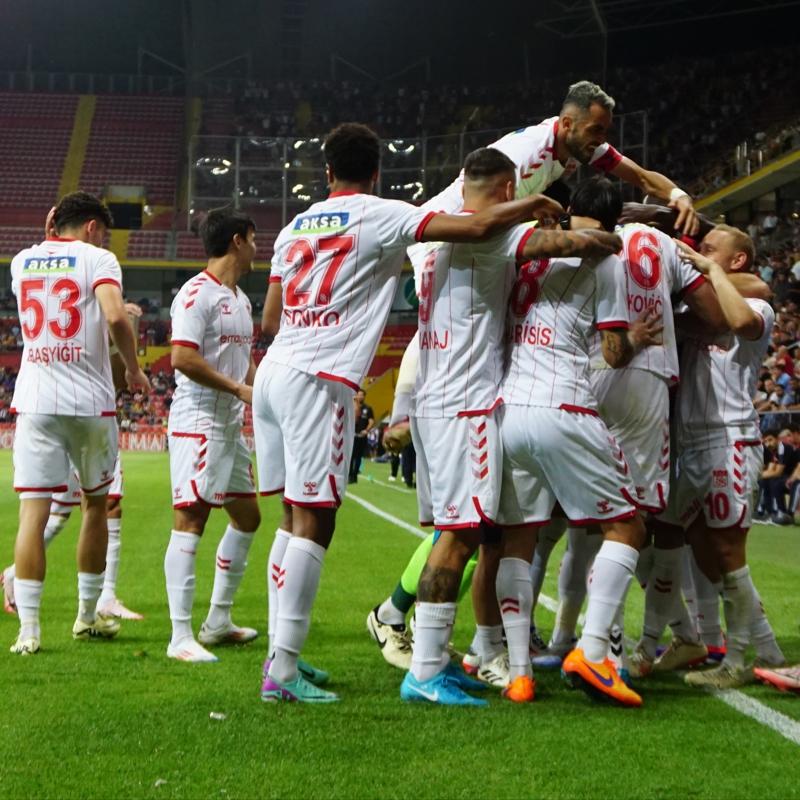 Sivasspor, Kayseri deplasmanndan 3 puanla dnd