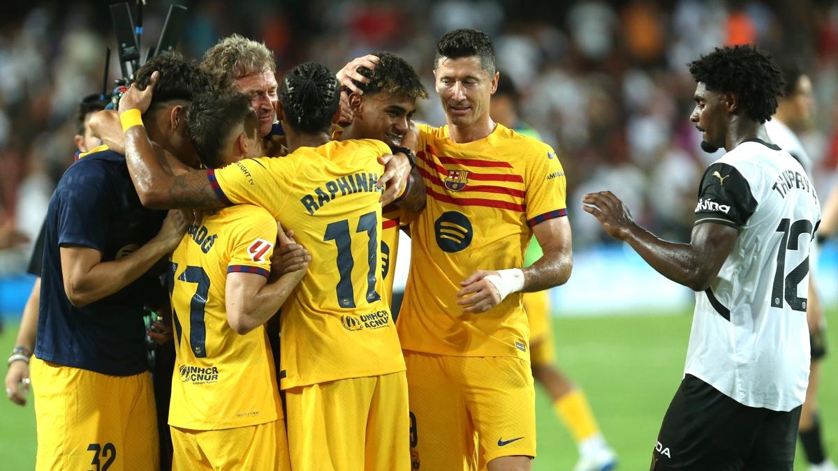 Barcelona, La Liga'ya galibiyetle balad