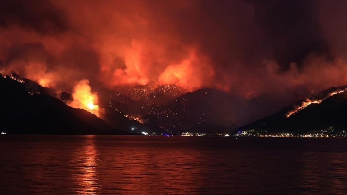 Yunanistan yangn riskine kar sar alarma gemiken 80 yandaki bir pheli gzaltna alnd