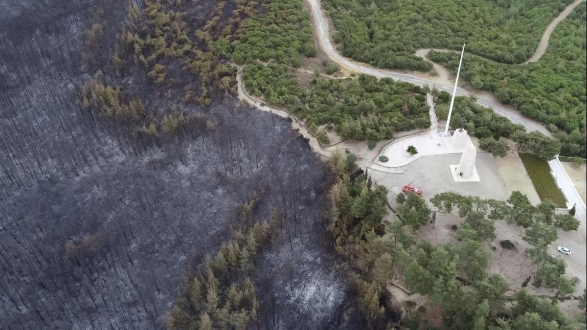 Yangnlar nedeniyle giriler durmutu! anakkale'de Tarihi Alan ziyarete ald