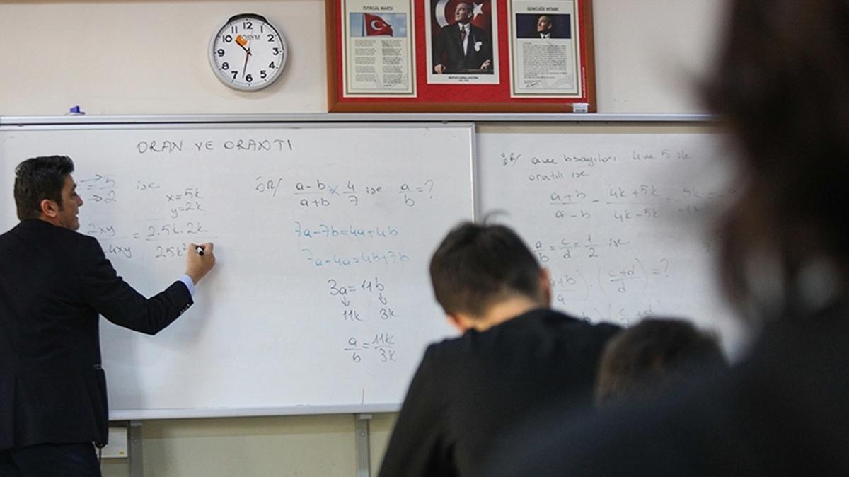 Bakan Tekin retmenlere mjde verdi