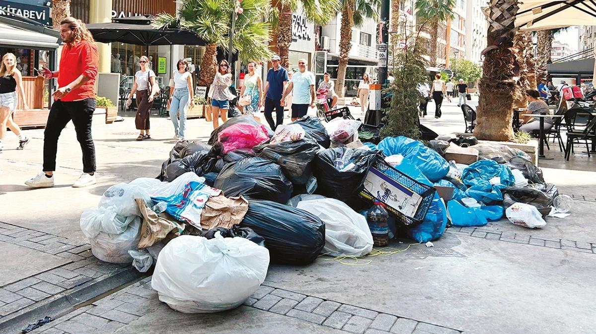 Belediye iileri i brakt! zmir'de da gibi p birikti