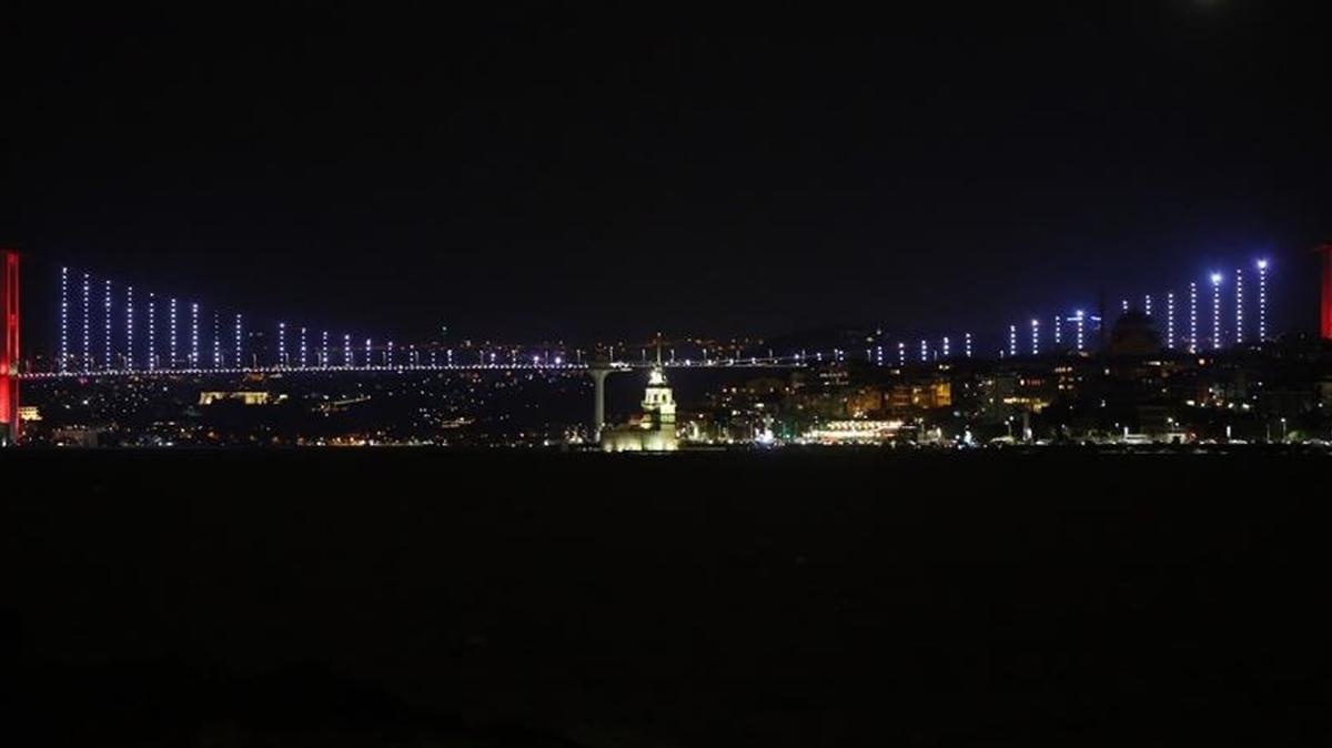 stanbul Boaz'ndan makine arzas: Gemi trafii yeniden ald