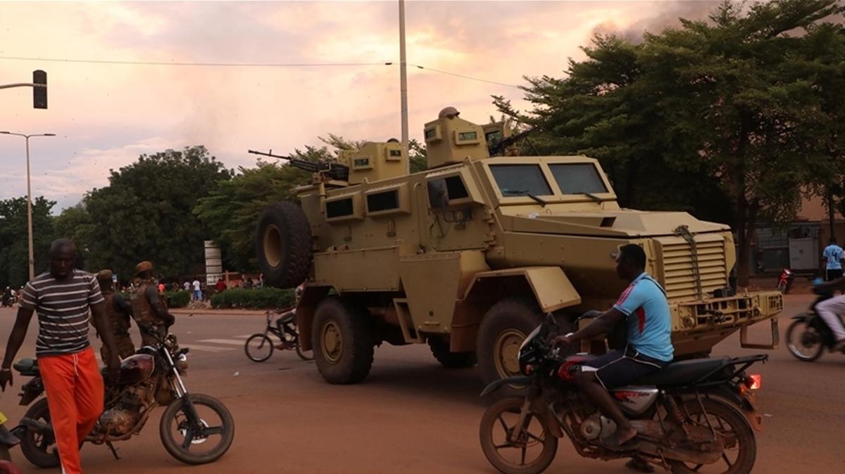 Burkina Faso'da terr saldrs: En az 100 kii ldrld