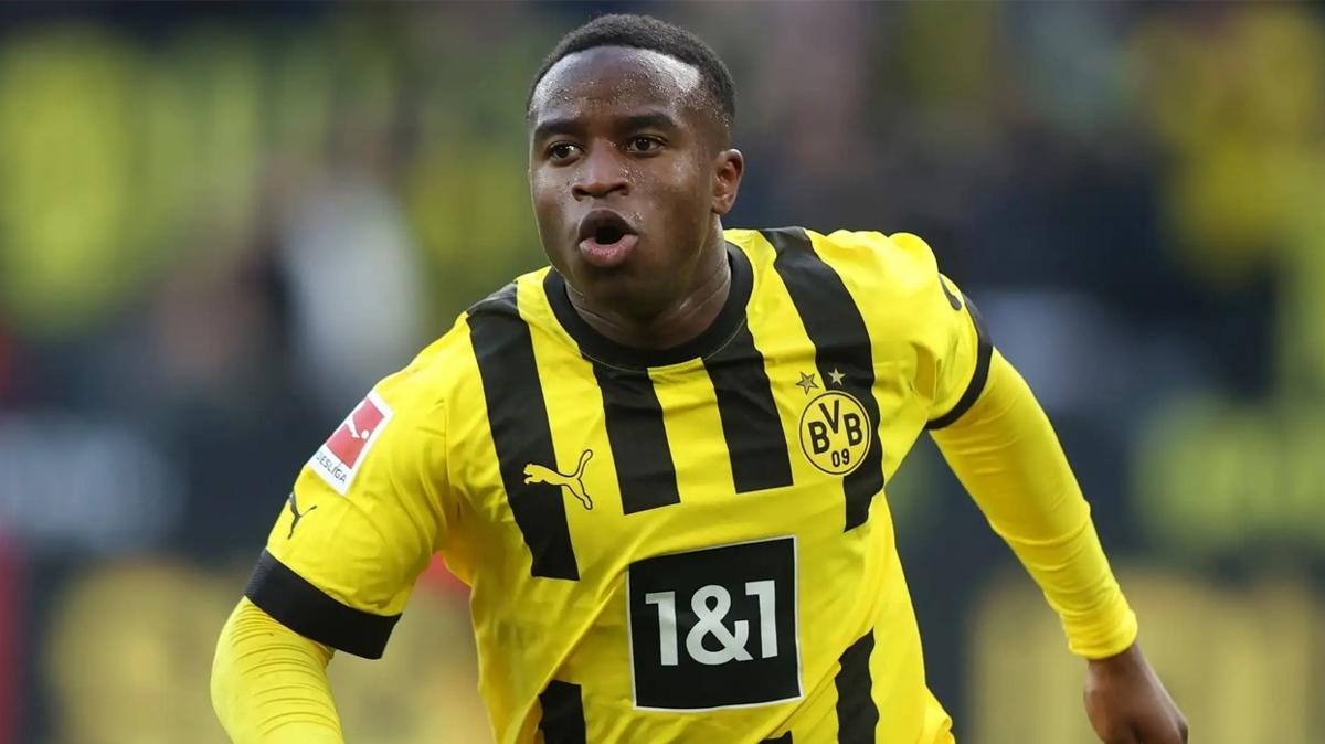 Nice, Dortmund'dan Moukoko'yu kiralad