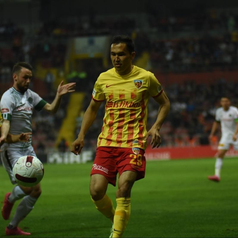 Kayserispor, Otabek Shukurov ile yollarn ayrd