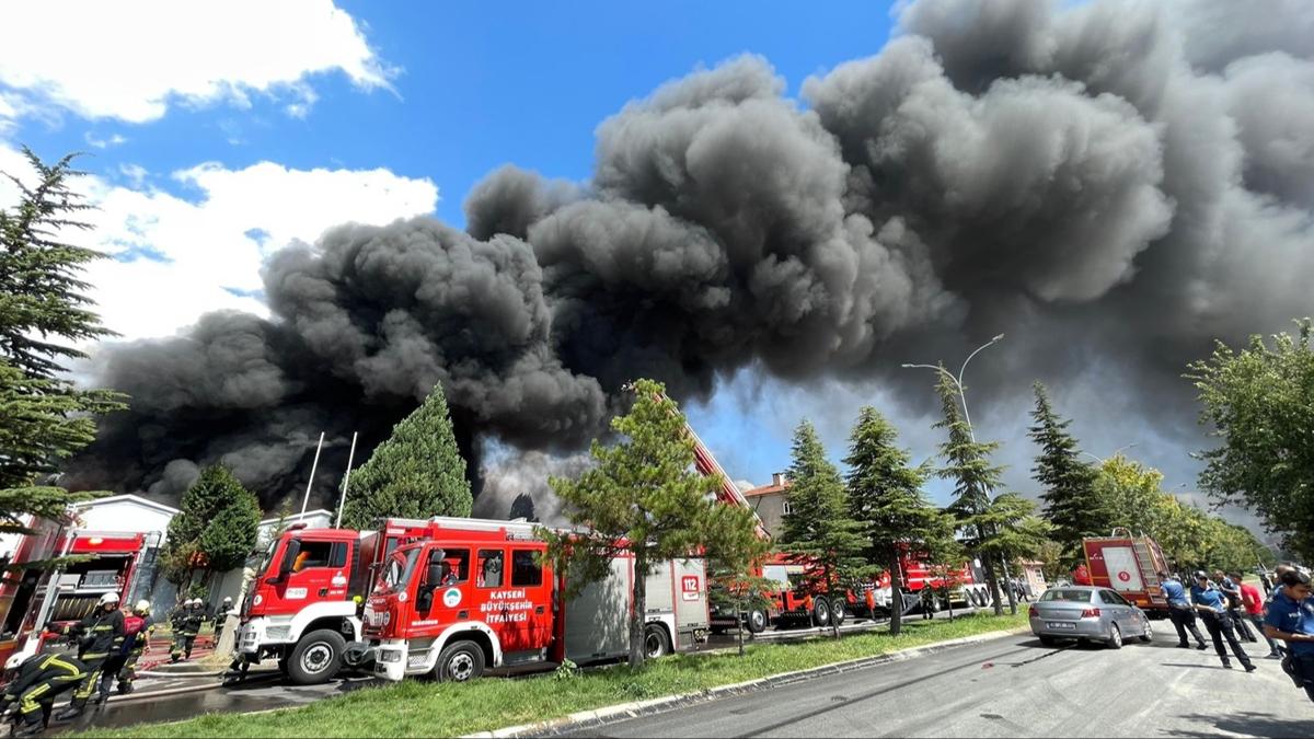 Kayseri'de snger fabrikasnda yangn