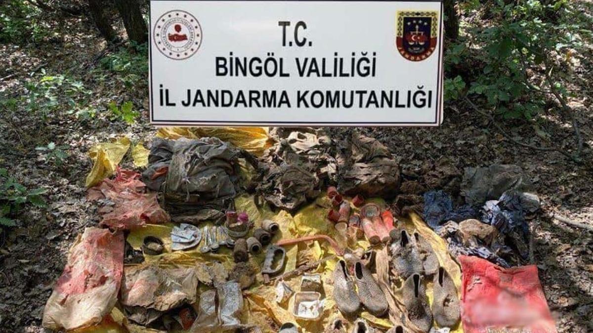 Bingl'de terr operasyonu: Yaam malzemeleri ele geirildi