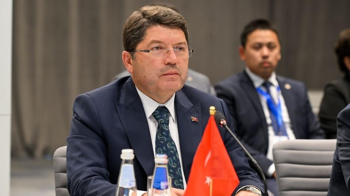 Tun: FET faaliyetlerini nlemek iin Kazak yetkililerle ortak admlar atlmal