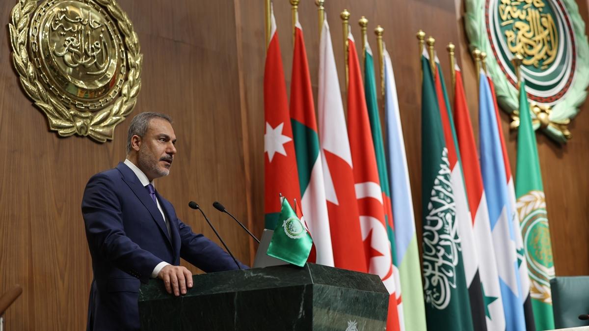 Bakan Fidan: Netanyahu'ya destek verenler hesap verecek 
