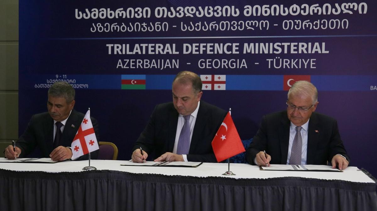 Trkiye-Azerbaycan-Grcistan arasnda mutabakat metni imzaland