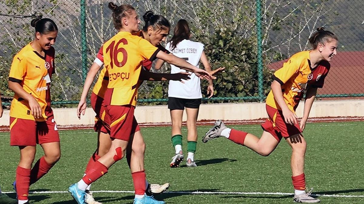 Galatasaray Petrol Ofisi, 11-0 kazand