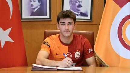 Galatasaray ayr�l��� a��klad�