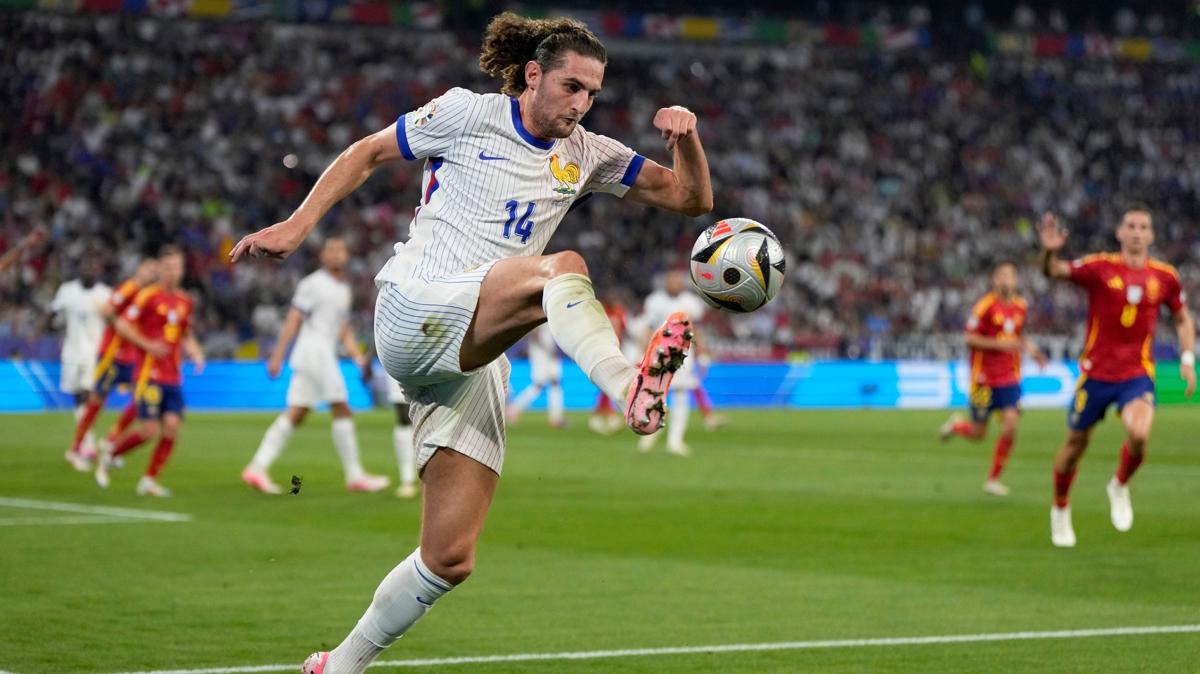 Adrien Rabiot'nun yeni takm belli oldu