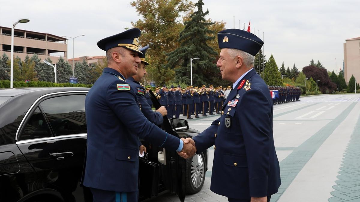 slamzade'den Hava Kuvvetleri Komutanlna ziyaret