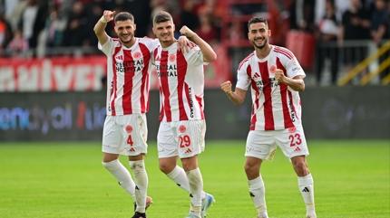 �mraniyespor'dan 5 goll� galibiyet