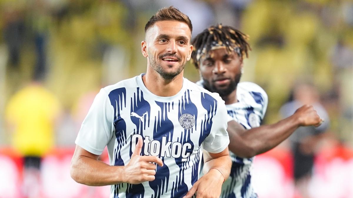 Dusan Tadic ilk kez yedek kulbesinde