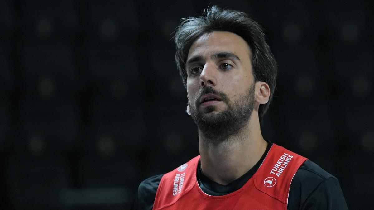 Can Korkmaz yeniden Galatasaray'da