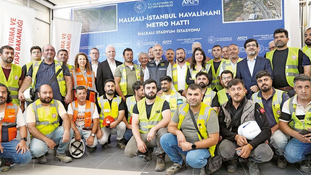 69 km'nin tamam 2025 sonunda alyor... Arnavutky Halkal'da sona doru