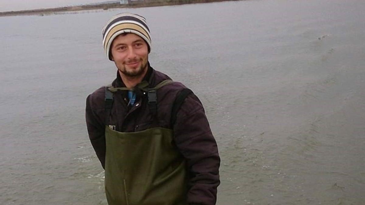Samsun'da denizde kaybolan kiinin cesedi kayalara skm halde bulundu